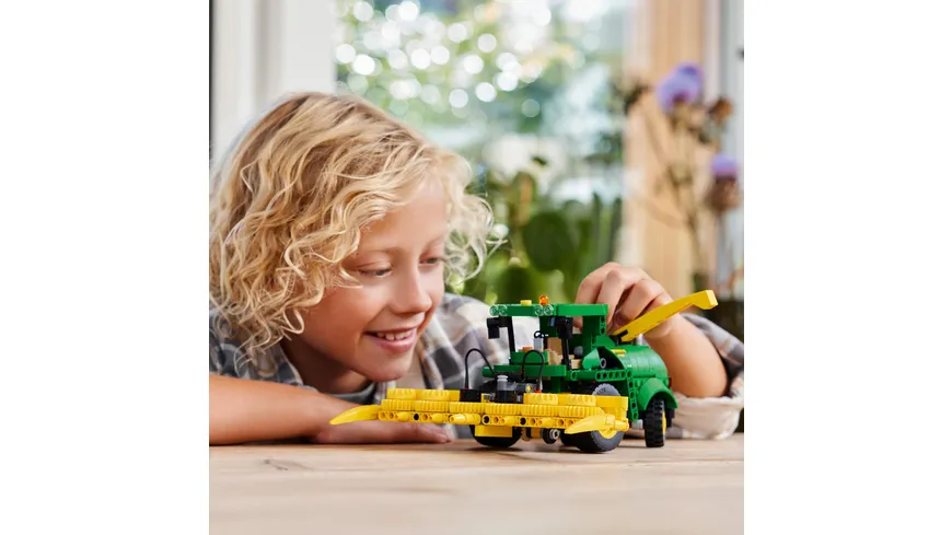 LEGO Technic 42168 John Deere 9700 Forage Harvester