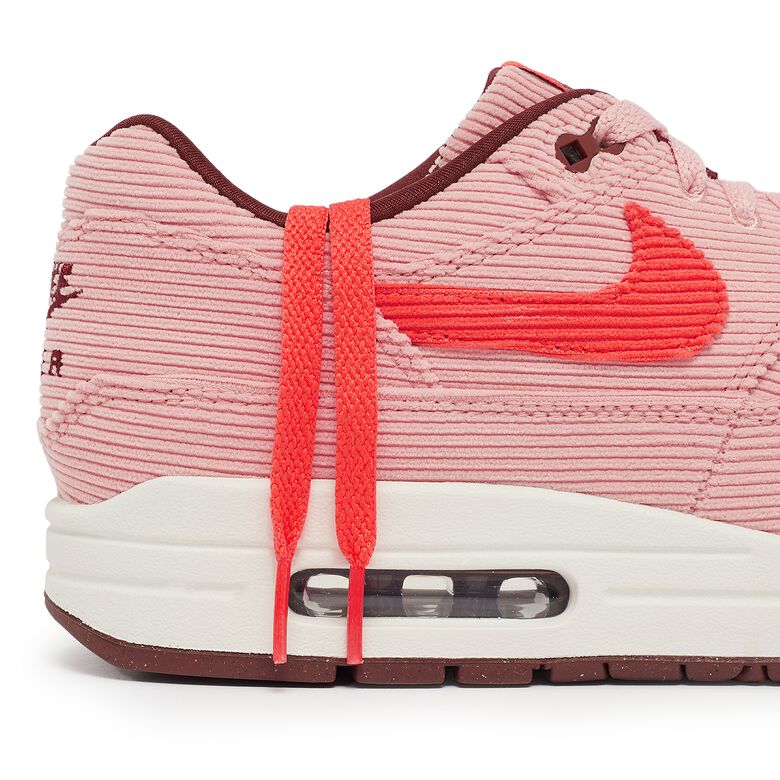 NIKE Air Max 1 PRM Corduroy 