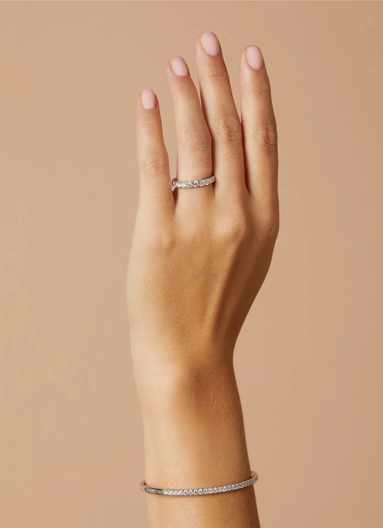 Brățară cu vârf de diamant din aur alb, diamant de 1,52 ct, Galerie