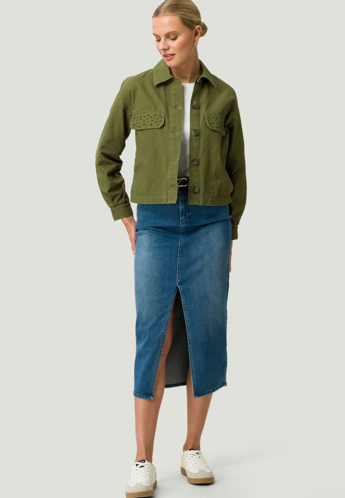 Jacke mit Strasssteinen