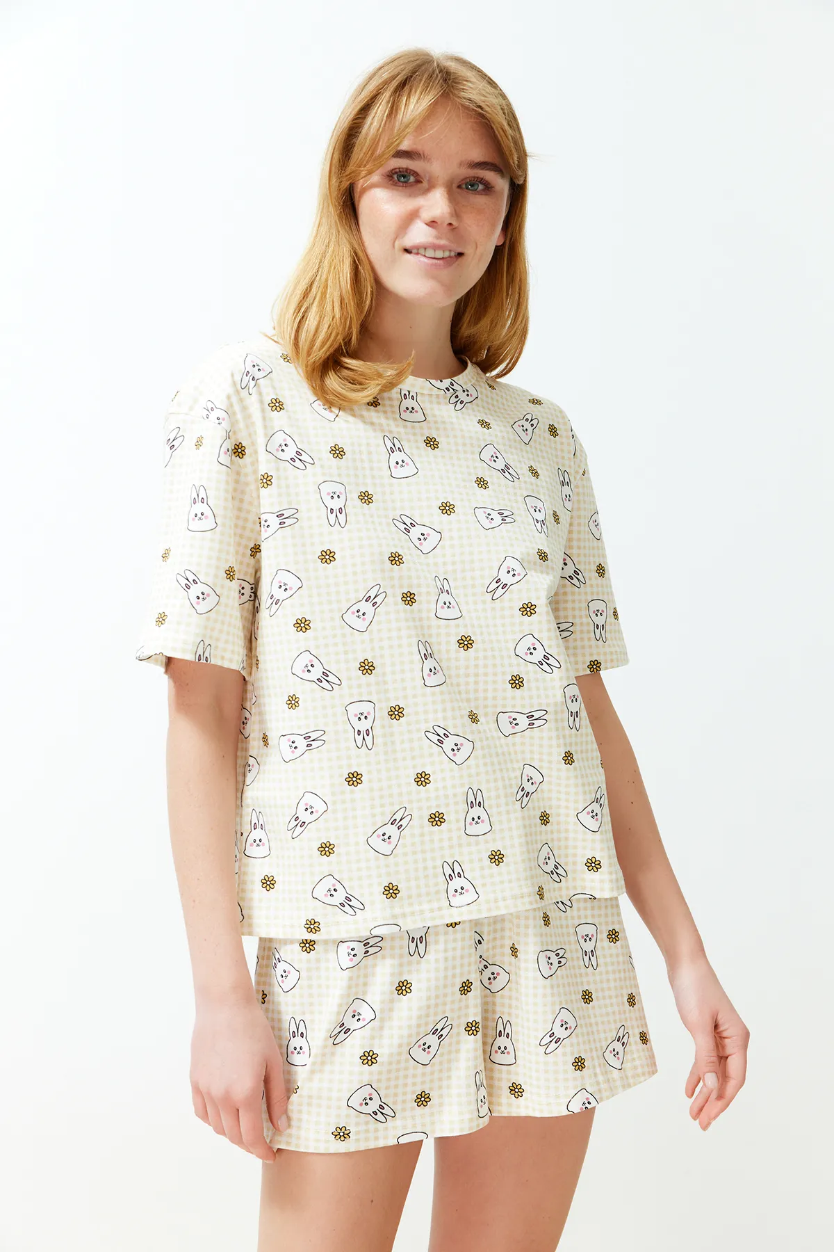 Trendyol Collection  Gelb-Mehrfarbiges Gingham-Strickpyjama-Set aus 100 % Baumwolle THMSS24PT00211