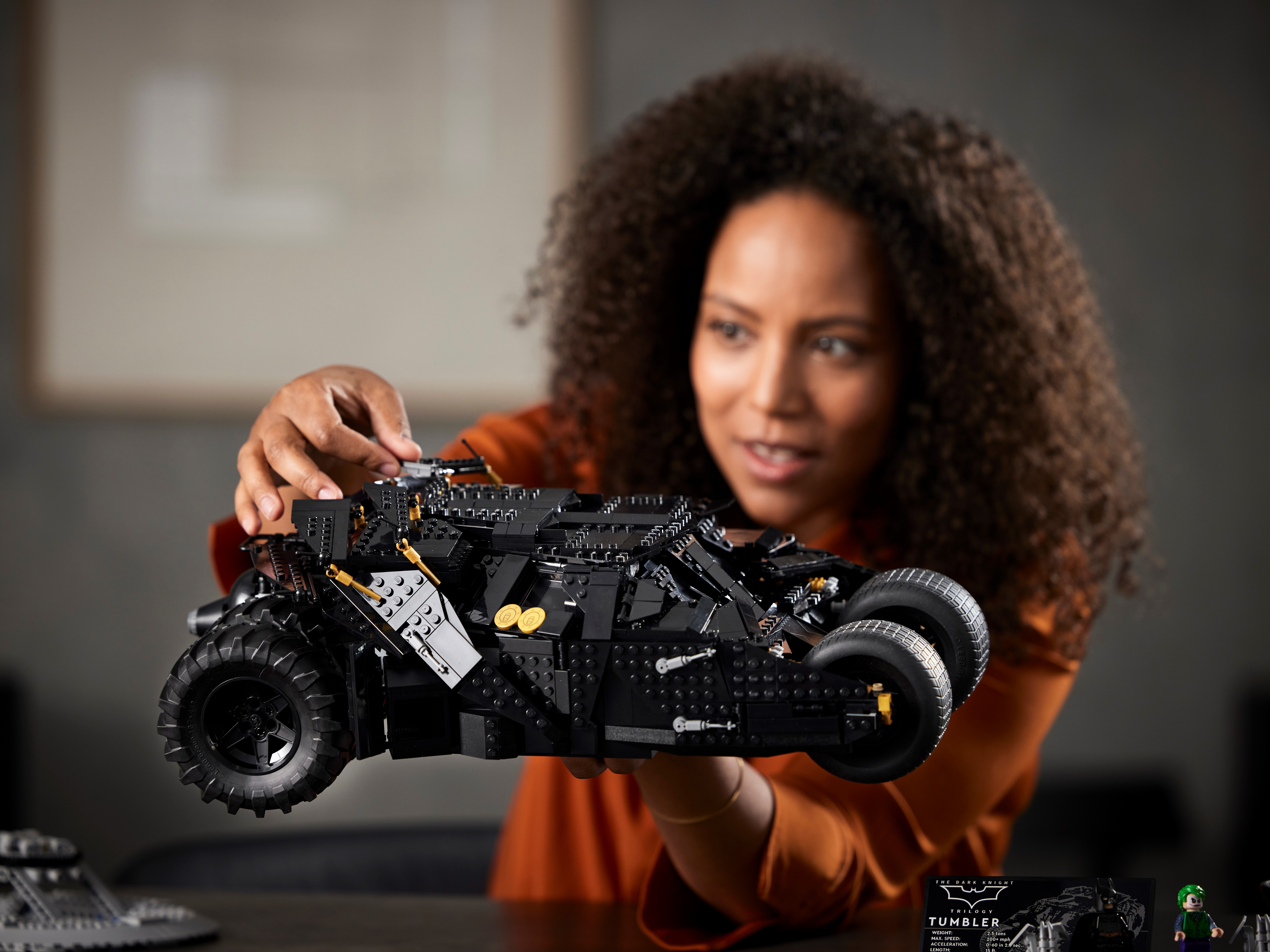 LEGO® DC Batman™ – Batmobile™ Tumbler 76240