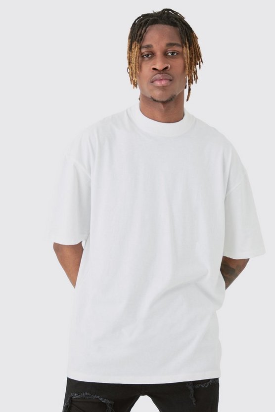 Tall florales T-Shirt in Weiß