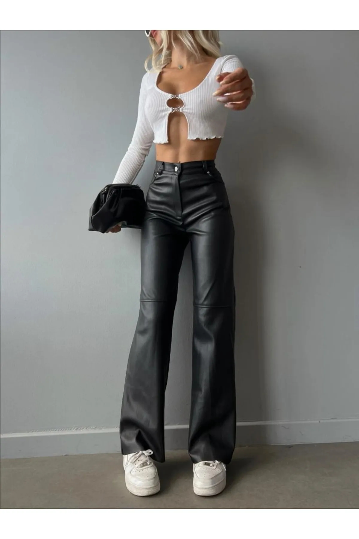 munora butik  Wow Damen Schwarze Trendhose Cioran aus weichem veganem Leder