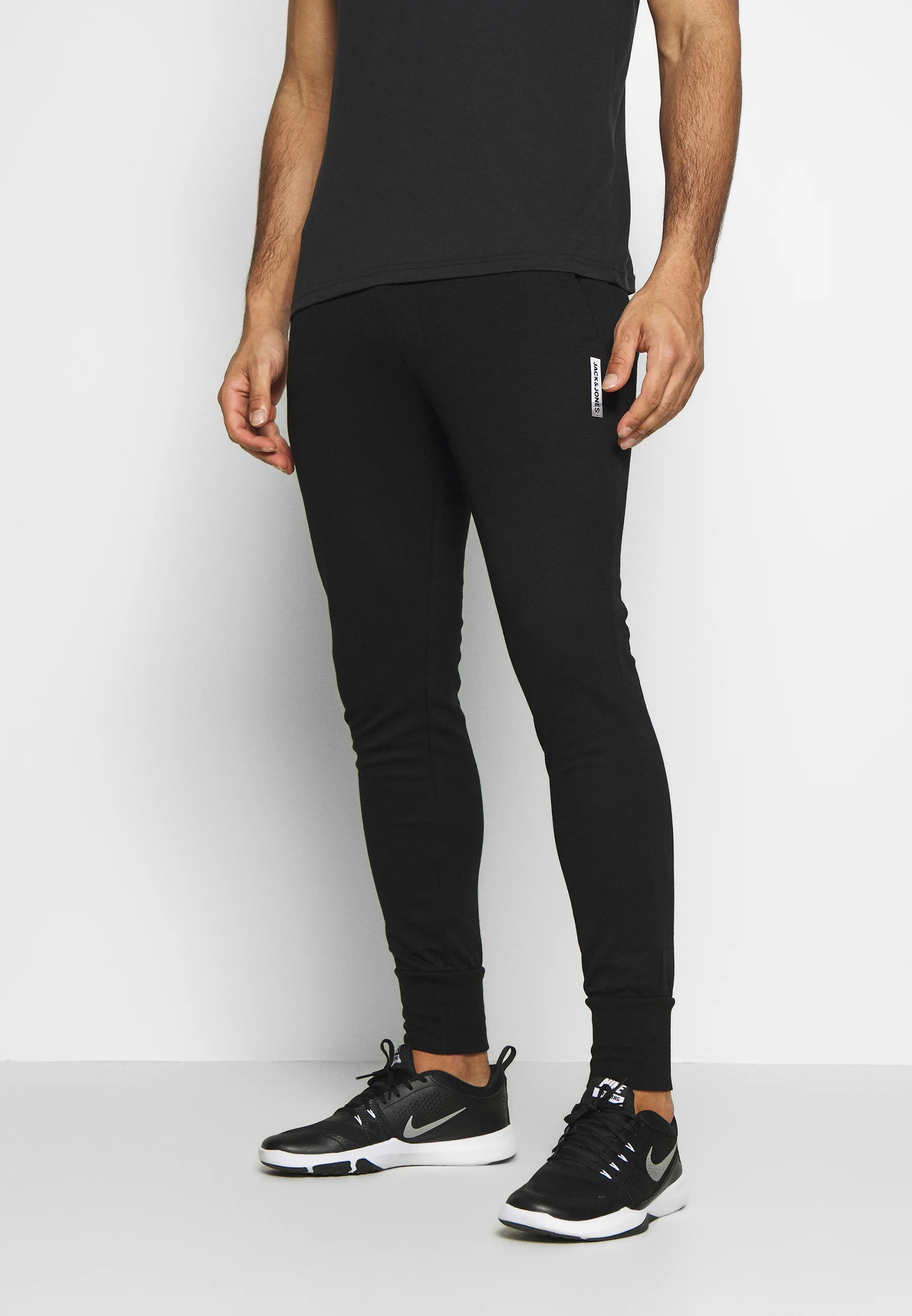 Jack & Jones JJWILL PANTS - Pantalones deportivos