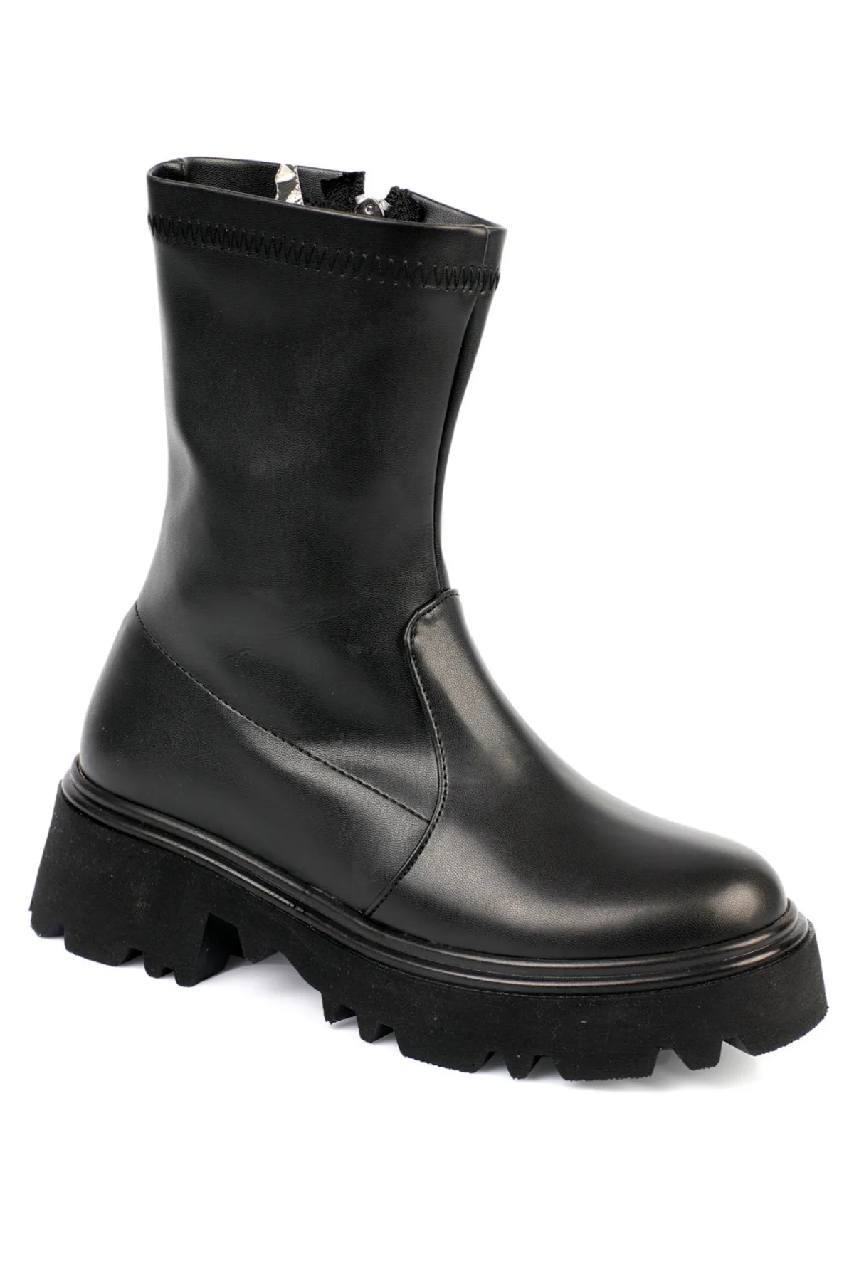 Capone Outfitters  Damenstiefel mit runder Zehenpartie, Stretch und seitlichem Reißverschluss