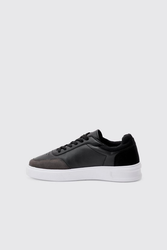 Sneaker mit klobiger Sohle und Kontrast-Oberteil in Schwarz