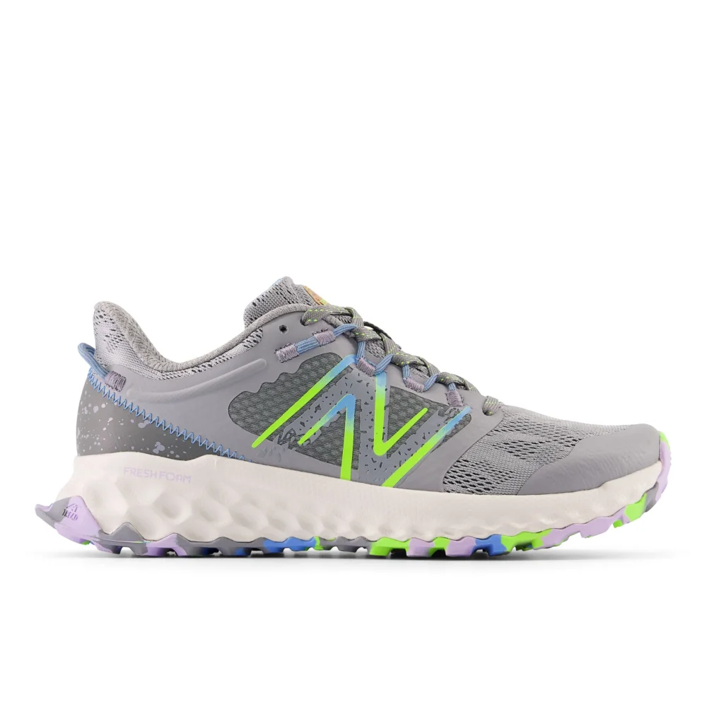 New Balance Fresh Foam Garo WTGARO-G1 / grau