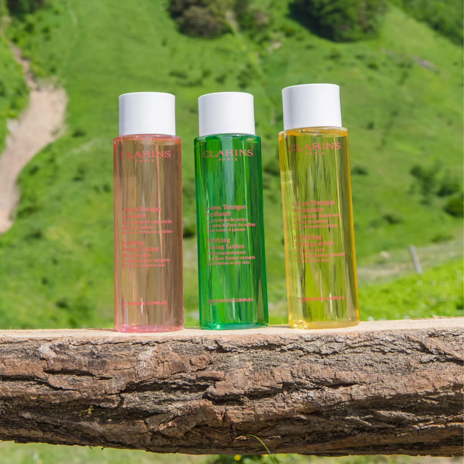 Clarins Lotion Tonique Hydratante Aux extraits d'aloé vera & fleur de safran