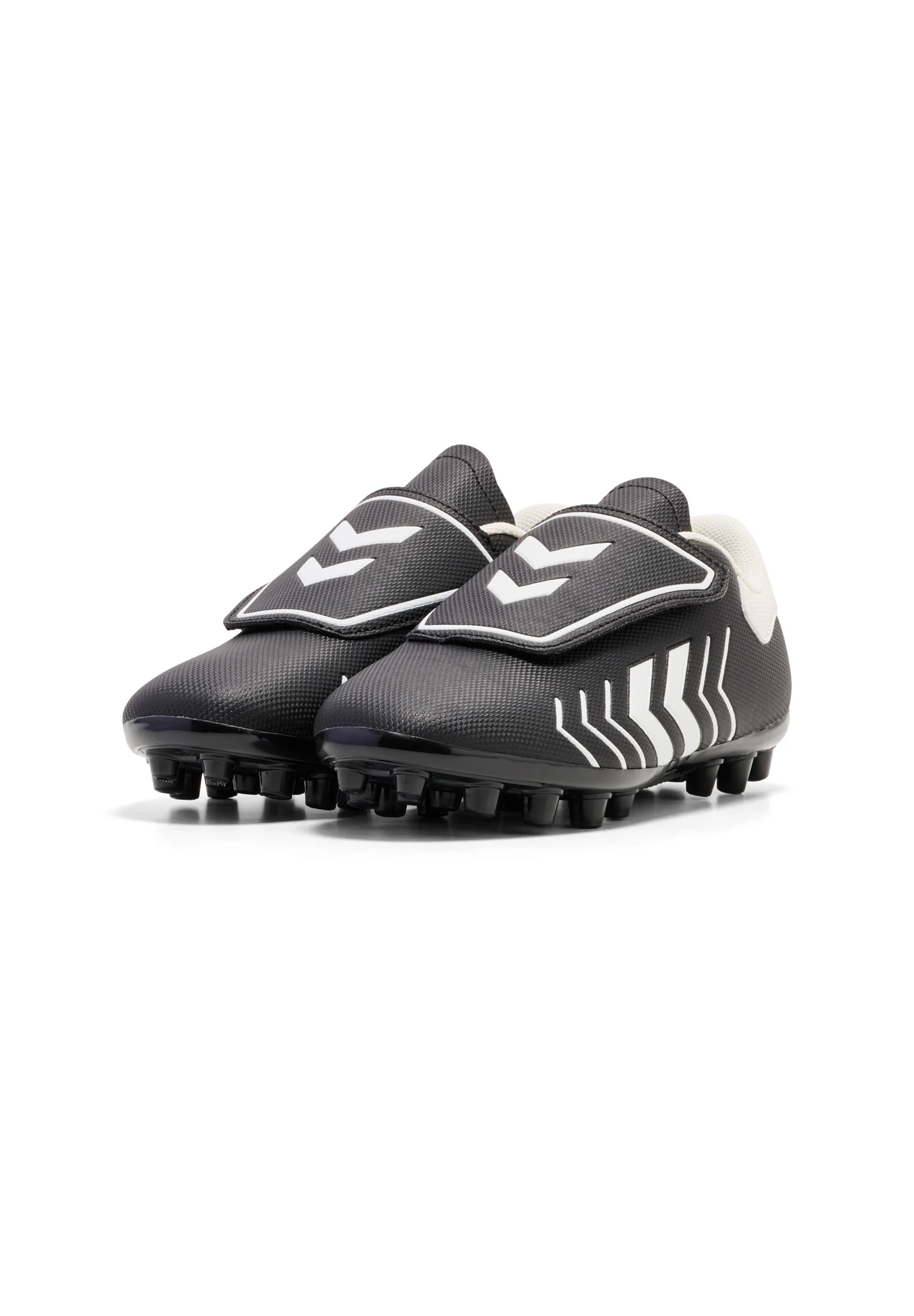 Hummel HATTRICK MG JR UNISEX - Botas de fútbol sala con tacos