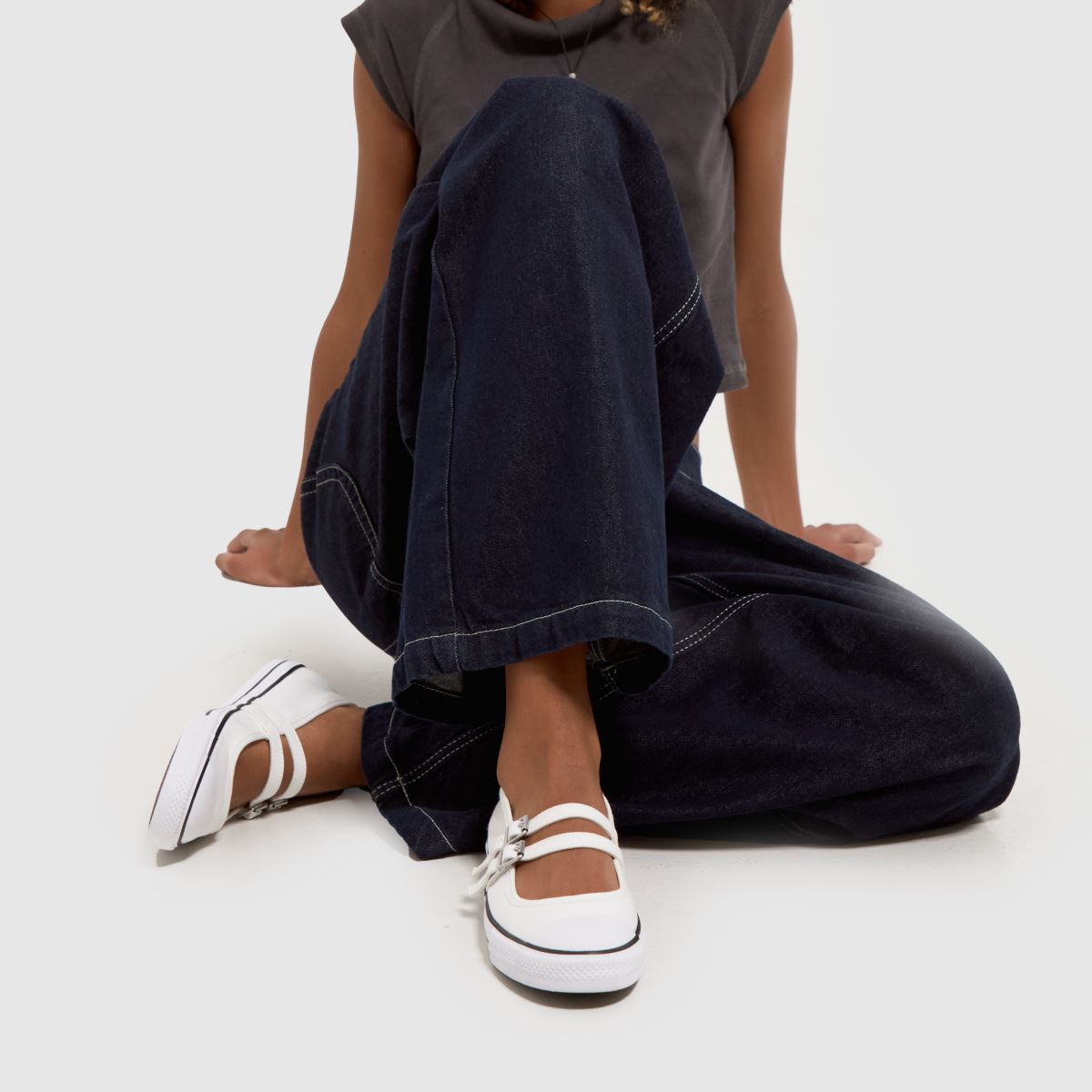 Converse All Star – Eleganta Mary Jane-sneakers i vitt