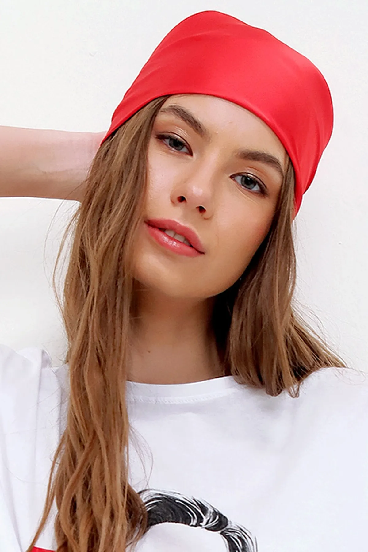 Trend Alaçatı Stili  Roter Satinschal für Damen ALC-A2181