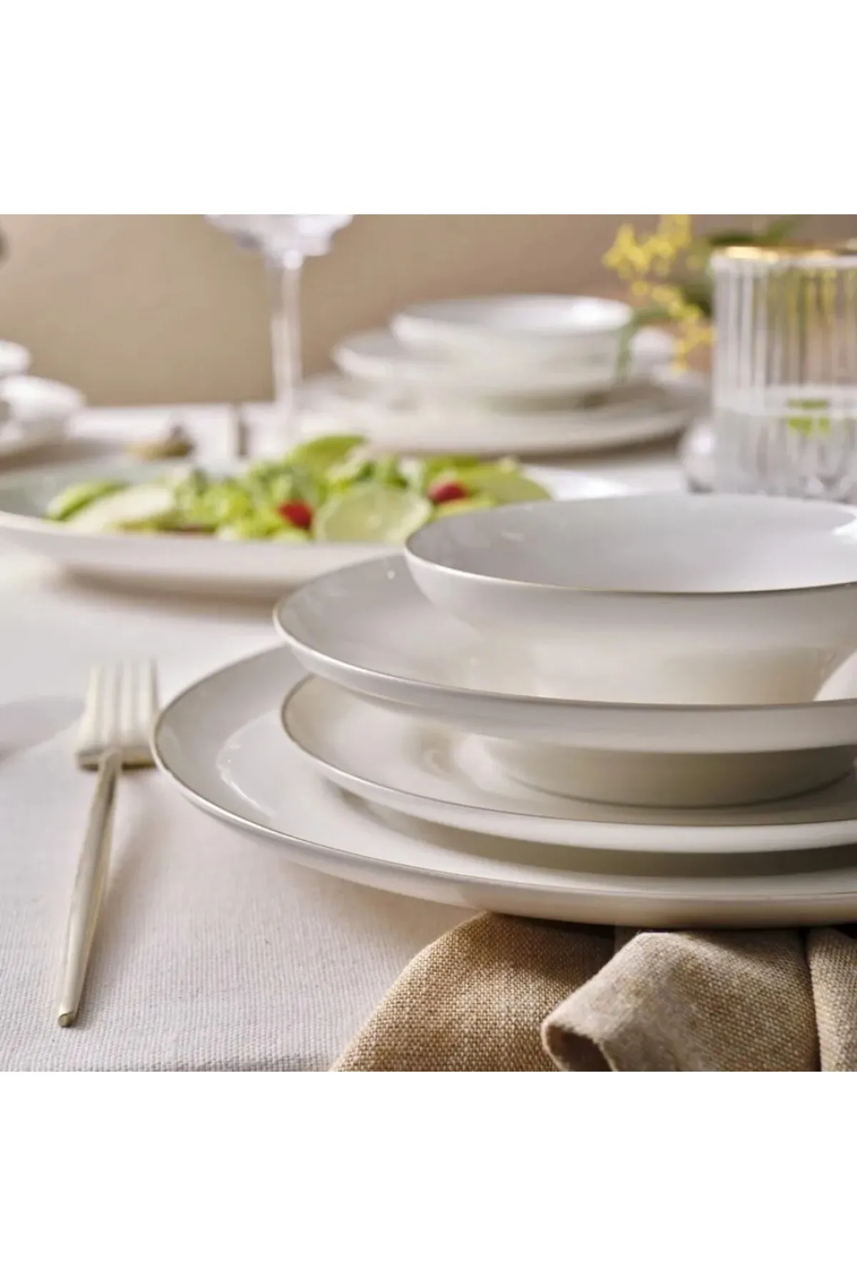 Karaca  Streamline Nefeli Gold 12 Personen Geschirrset, 56-teilig
