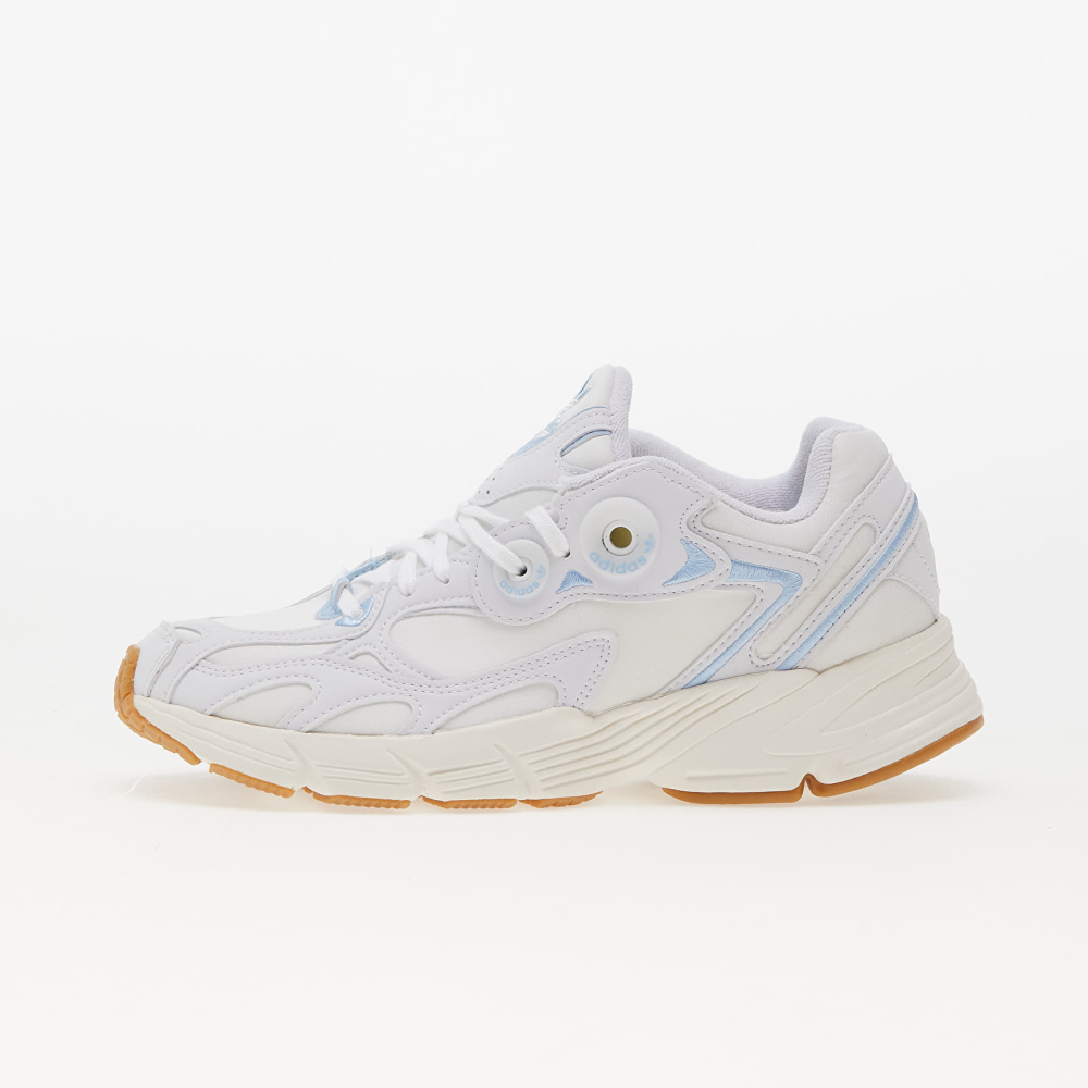 adidas Astir W IE9629 / weiss