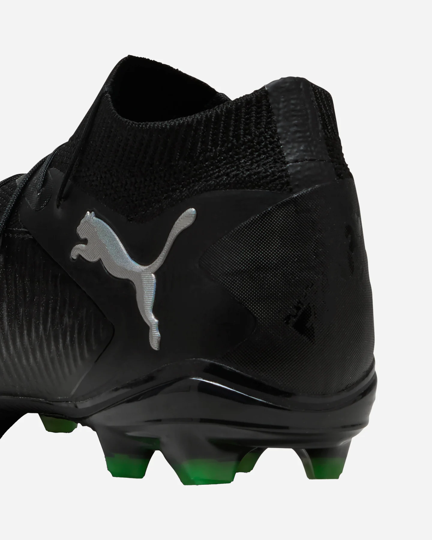Buty piłkarskie Puma Future 8 Pro Fg-ag M 108139-02