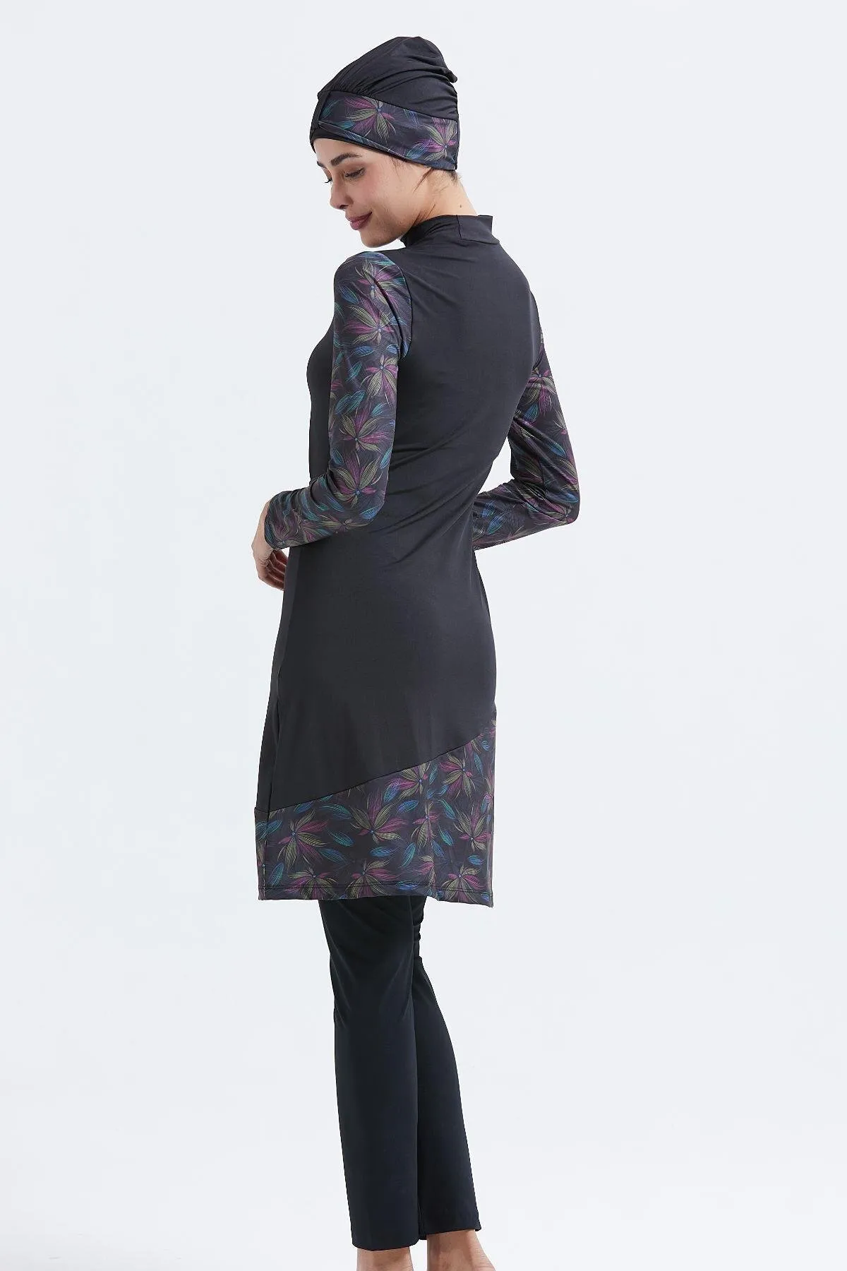 C&City  Gürteldetaillierter, vollständig bedeckter 4-teiliger Hijab-Badeanzug C12011 Schwarz