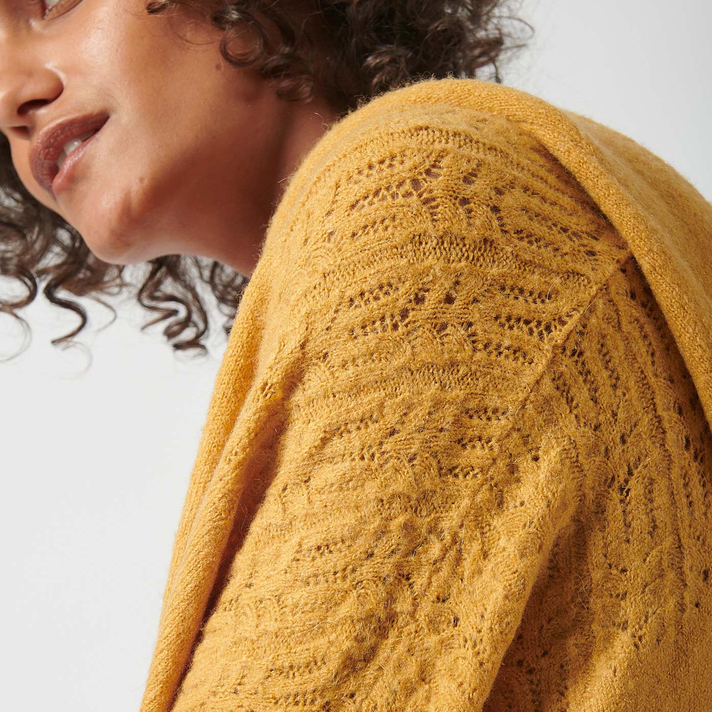BARRY  Pull doux jaune femme