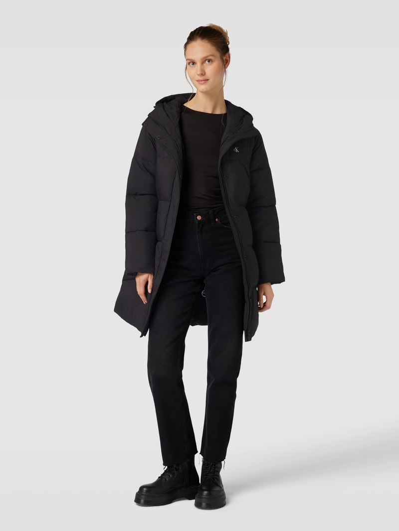 Steppmantel mit Label-Print in black