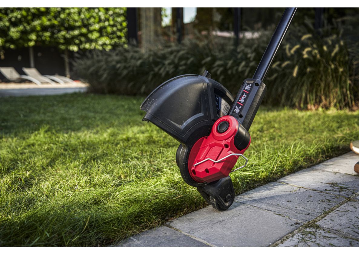 Coupe-bordures SKIL GT1E0241AA 30 cm 20 V sans balais avec batterie 2,0 Ah et chargeur inclus