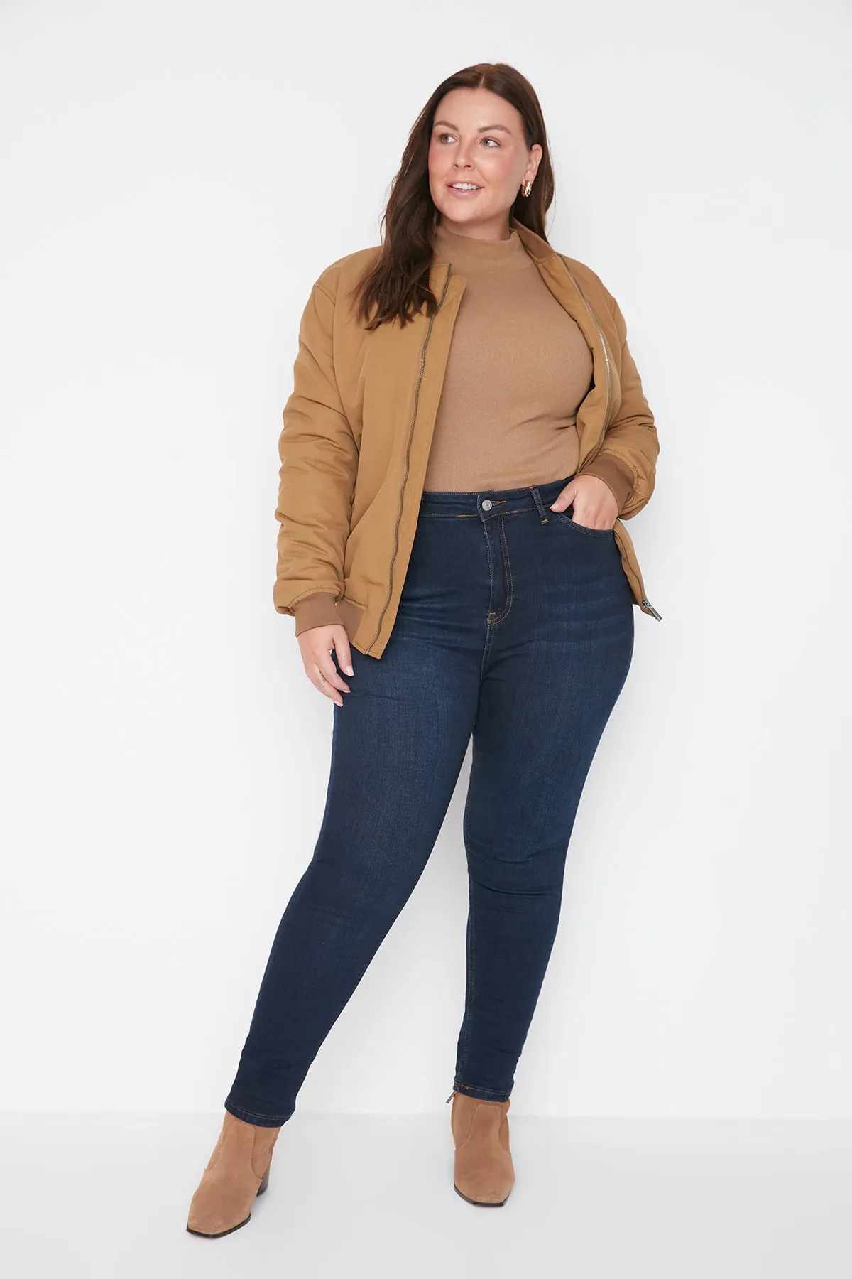 Trendyol Curve  Dunkelblaue Skinny Jeans mit hoher Taille TBBAW23JE00000