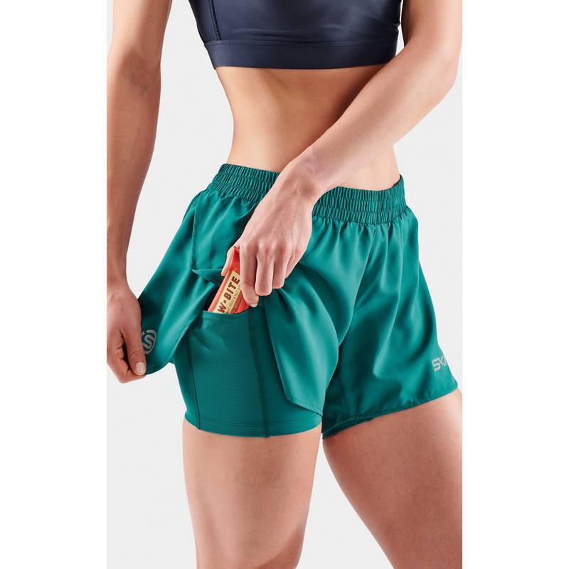 Skins 2-in-1 Superpose Funktionsshorts Damen