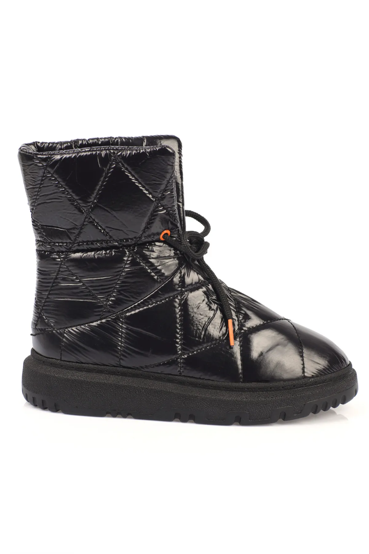 Capone Outfitters  Gesteppte Damen-Schneestiefel aus Fallschirmstoff mit verstellbarer Knöchelschnalle