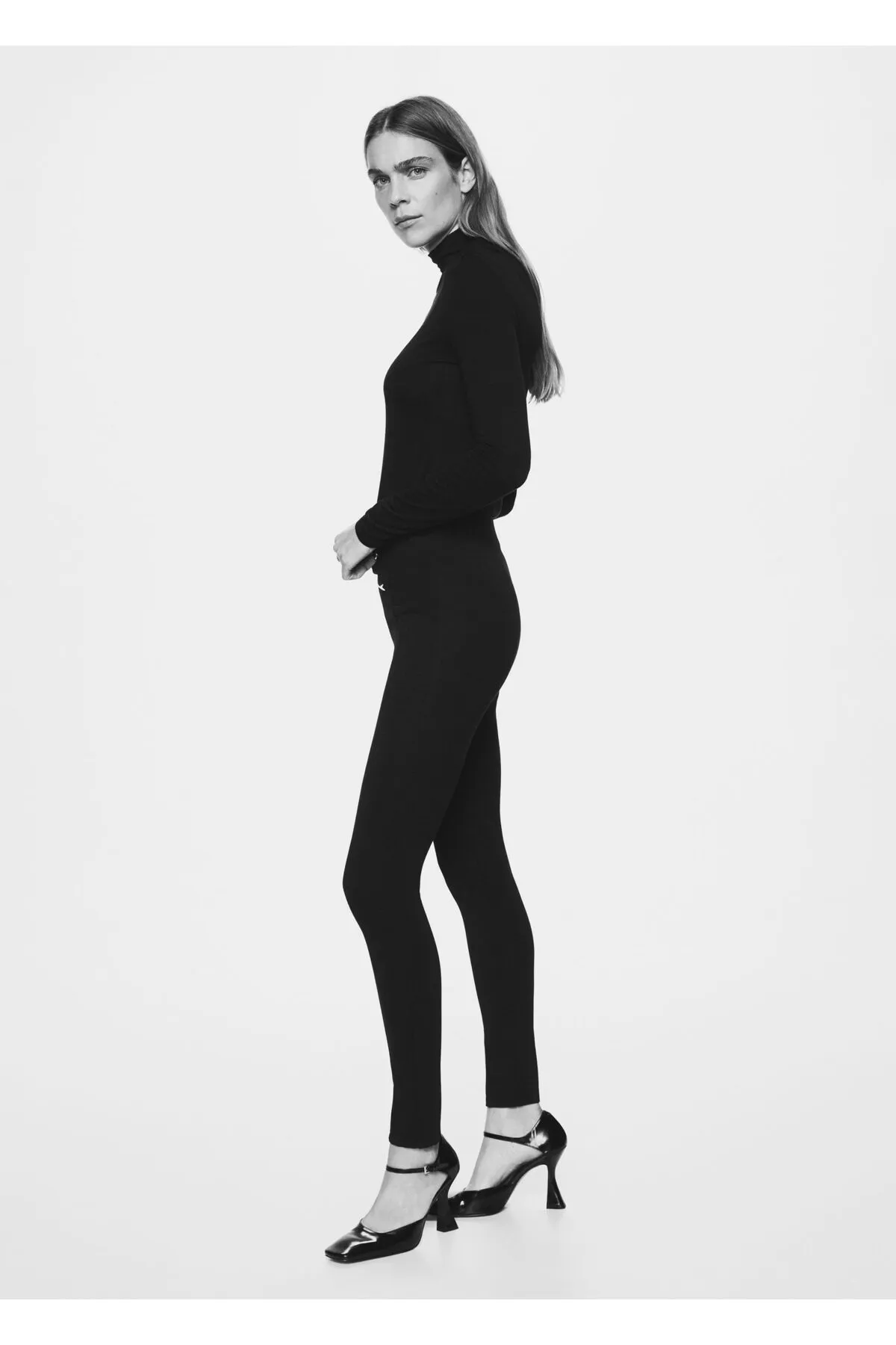 MANGO  Schwarze Damenstrumpfhose 37075823