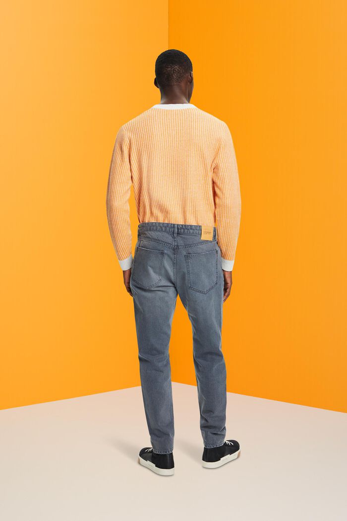 Relaxed-Fit-Jeans