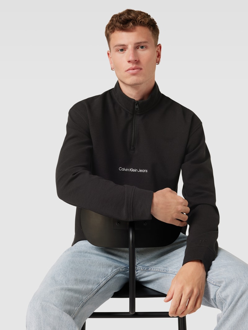 Longsleeve mit Stehkragen in black