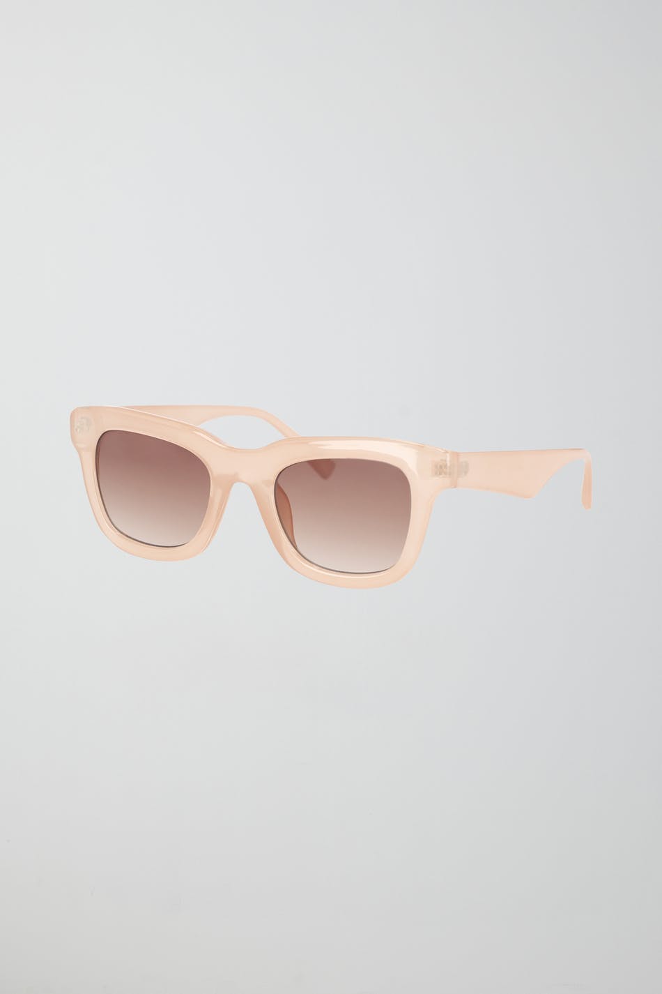 Classic chunky sunglasses