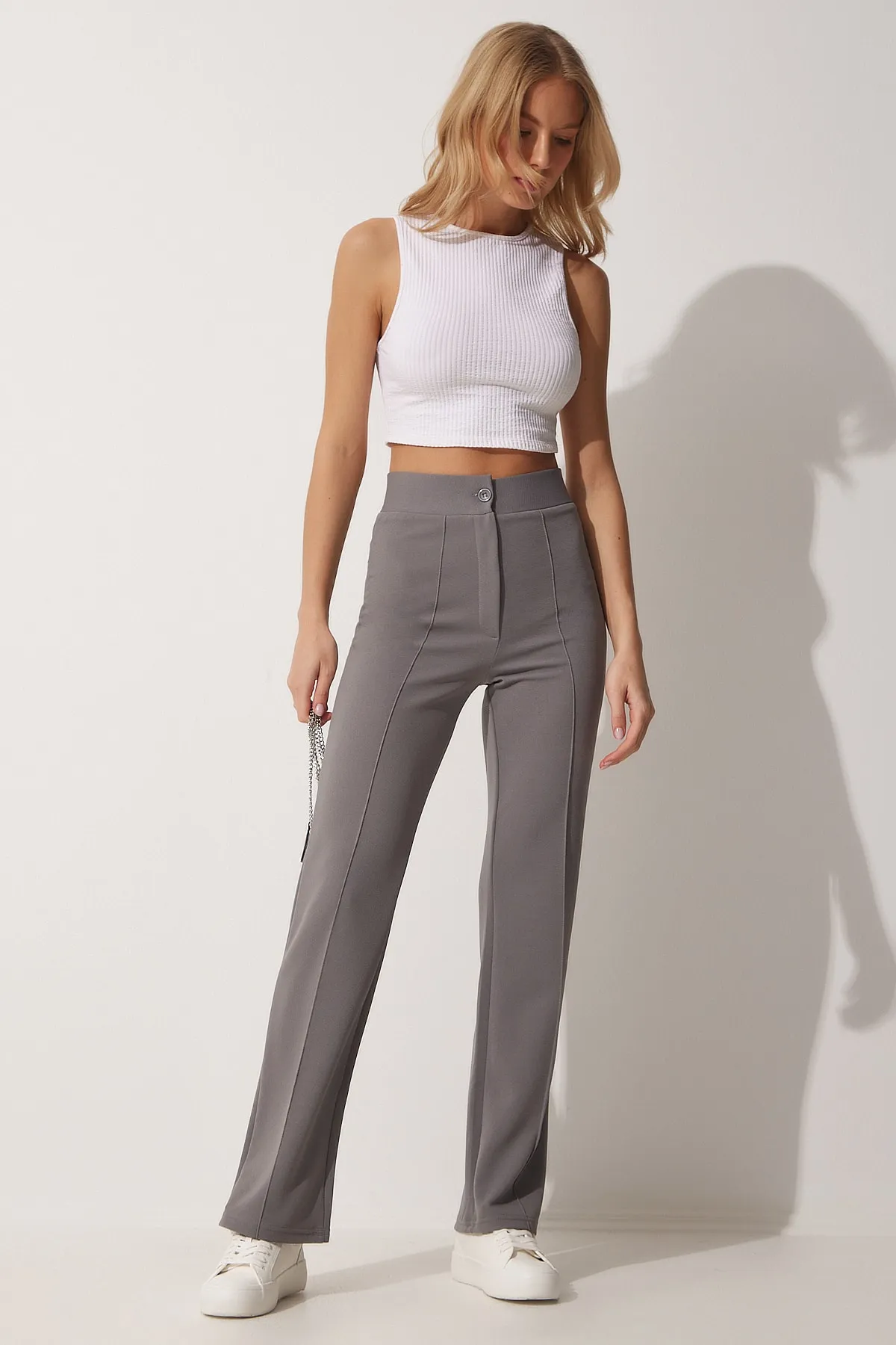 Happiness İstanbul  Graue, bequeme Strickhose aus Lycra mit hohem Bund für Damen RV00090