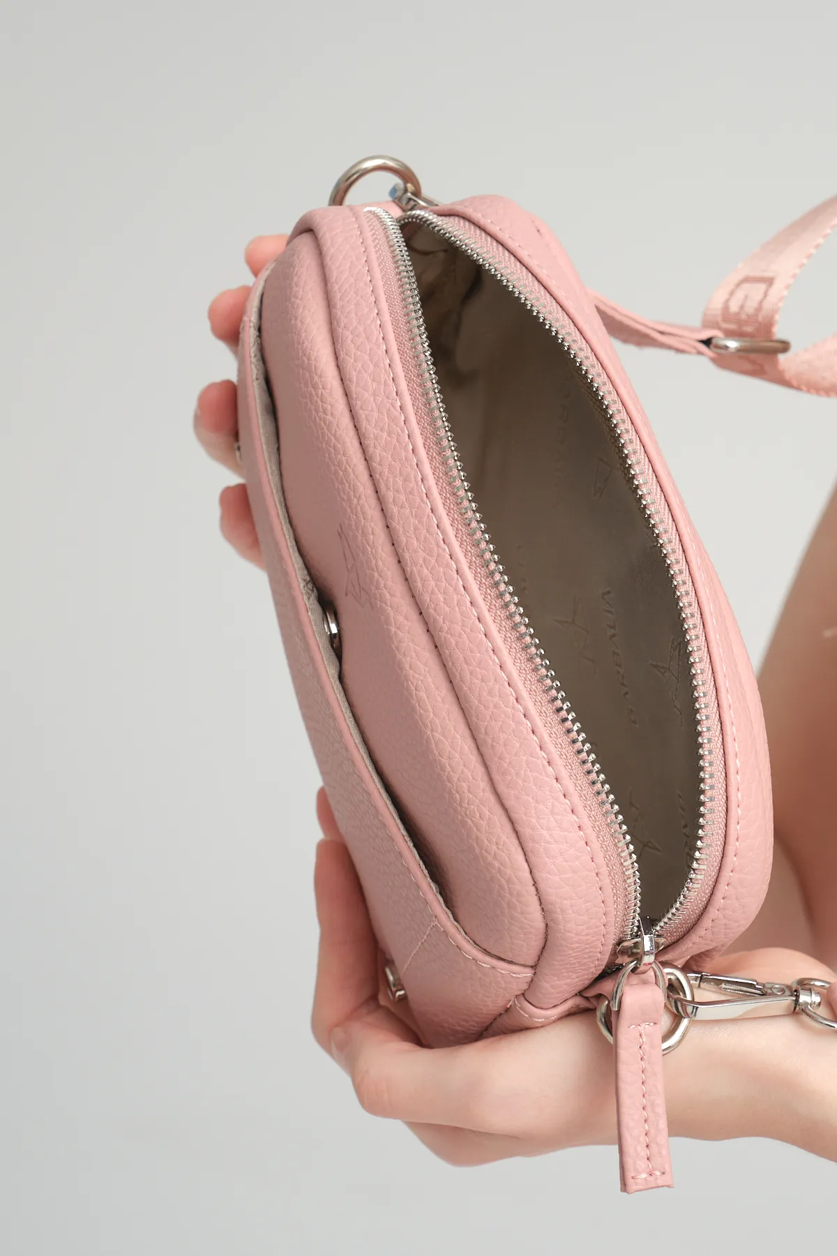 Garbalia  West Verstellbare Cross Hand Arm und Schultergurt Mini Damen Tasche mit Magnet und Reißverschluss