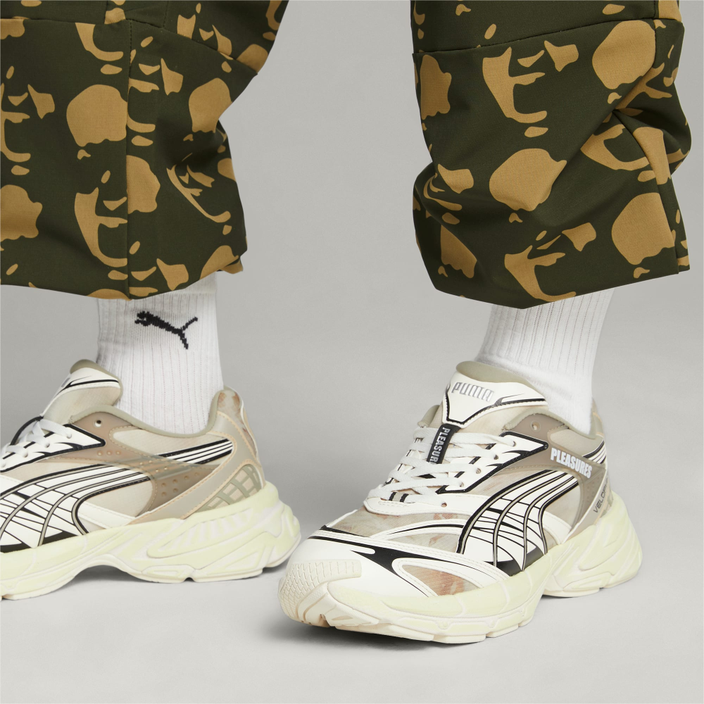 PUMA x Pleasures Velophasis Overdyed 391696-02 / braun