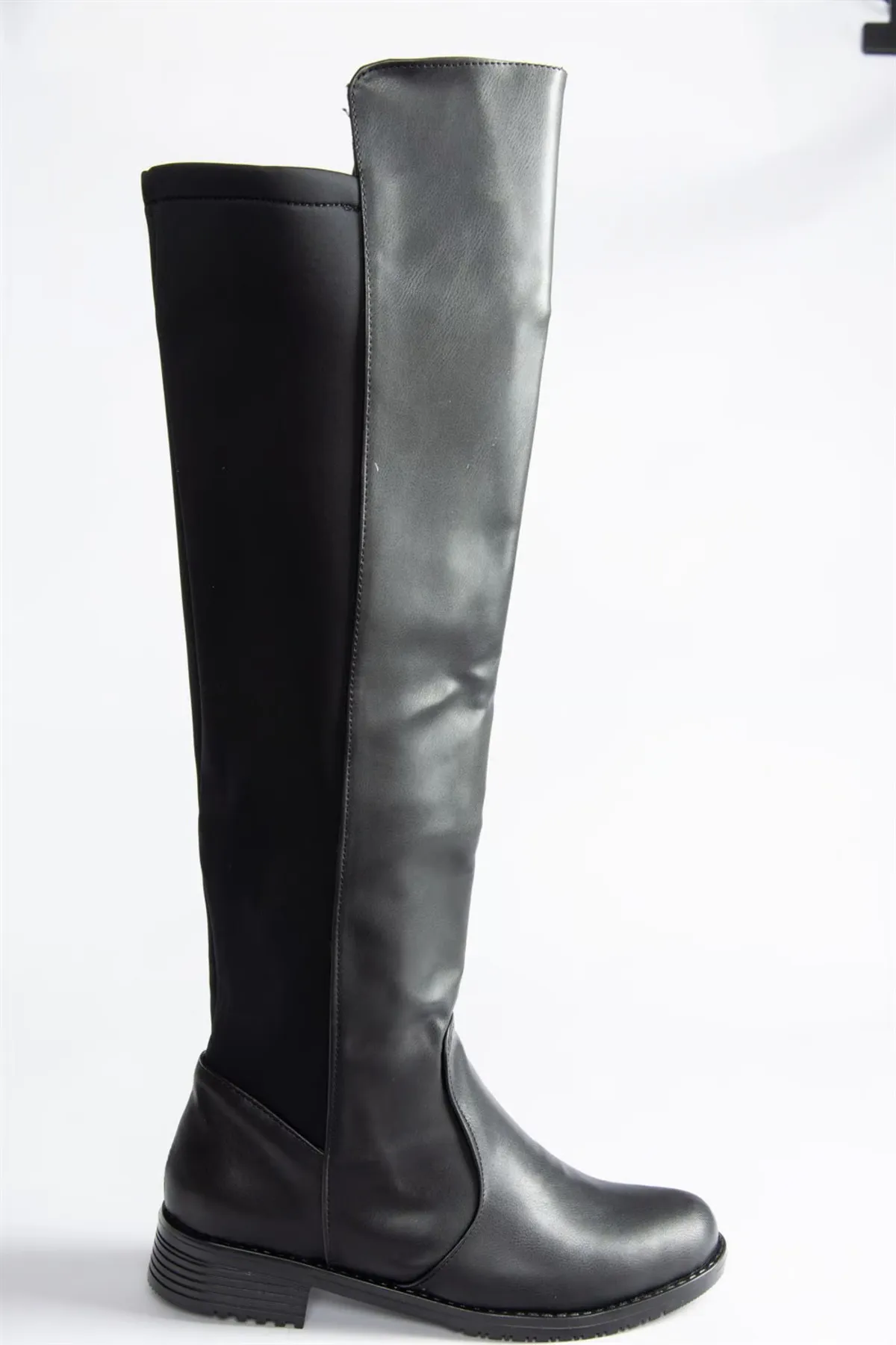 Fox Shoes  Schwarze Damenstiefel aus Kunstleder J726533209
