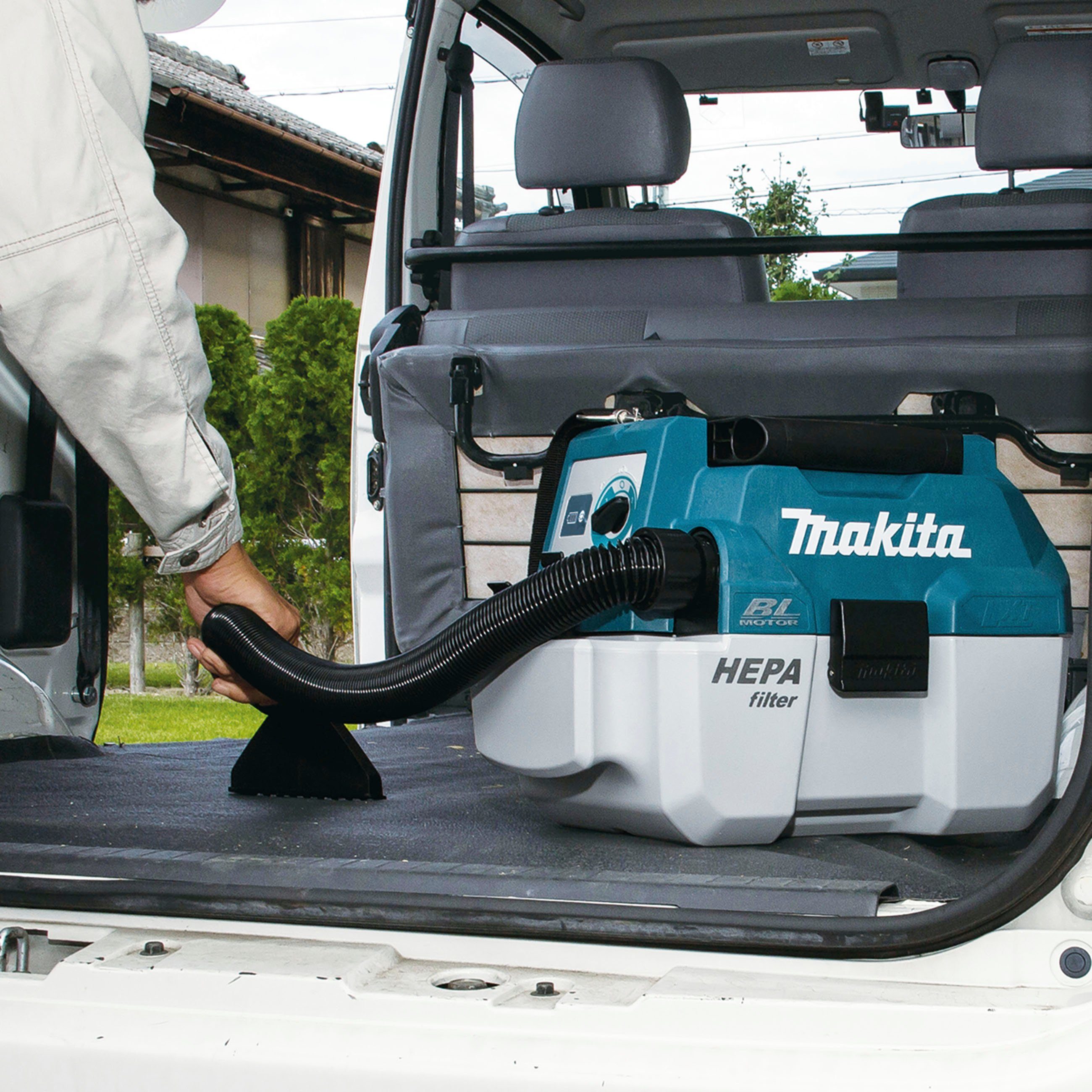 Makita Nass-Trocken-Akkusauger DVC750LZX3, ohne Akku und Ladegerät