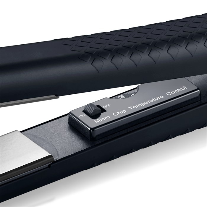 The Black Ceramic Plate Straightener