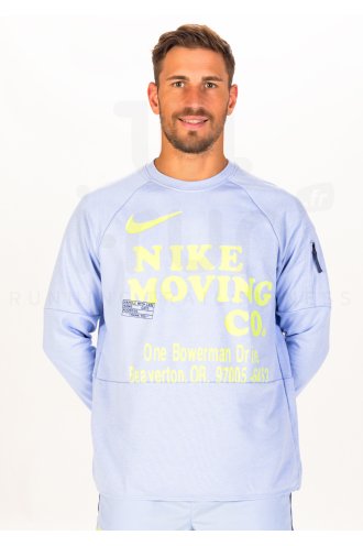 Nike Moving M