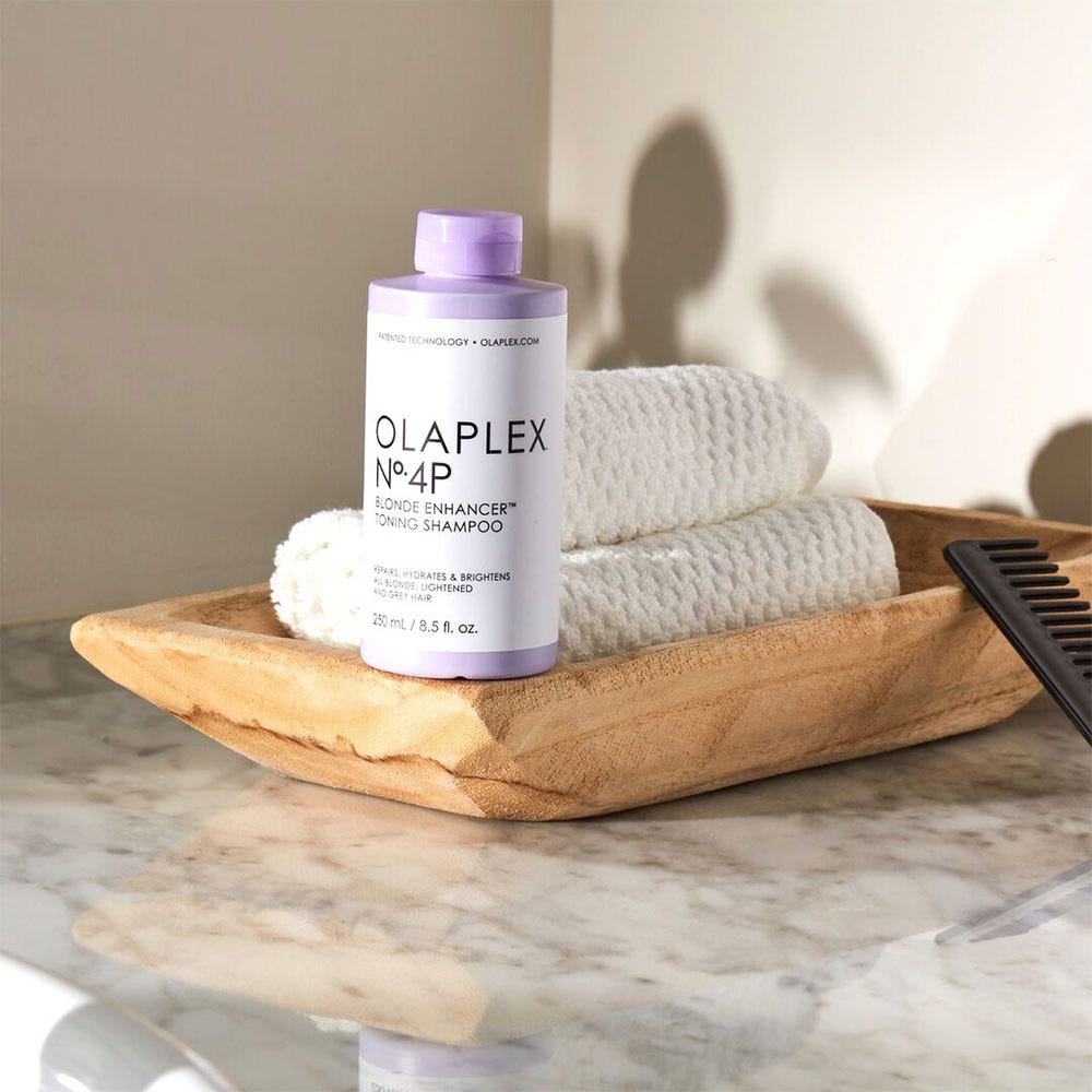 Olaplex No. 4-P Blonde Enhancer Toning Shampoo 250 ml