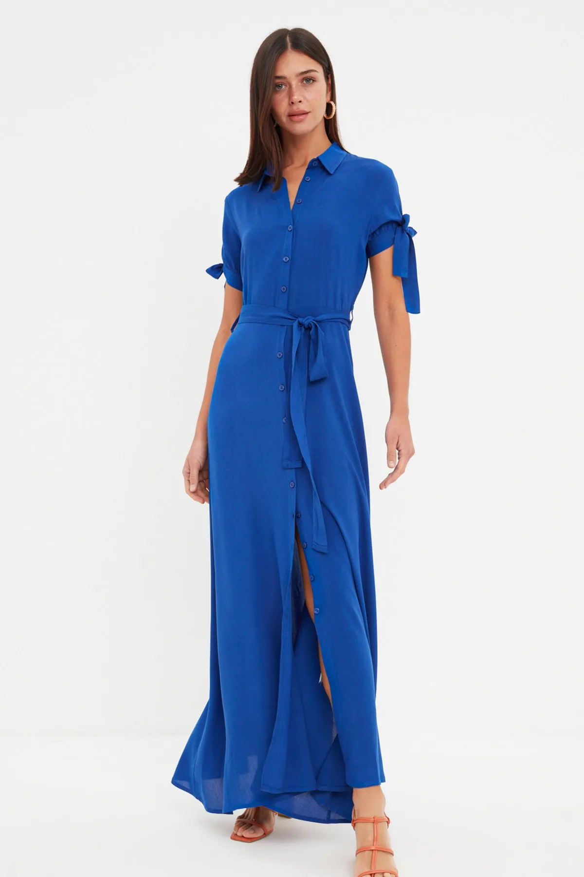Trendyol Collection  Marineblaues, gewebtes Hemdkleid mit Gürtel TWOSS20EL0879