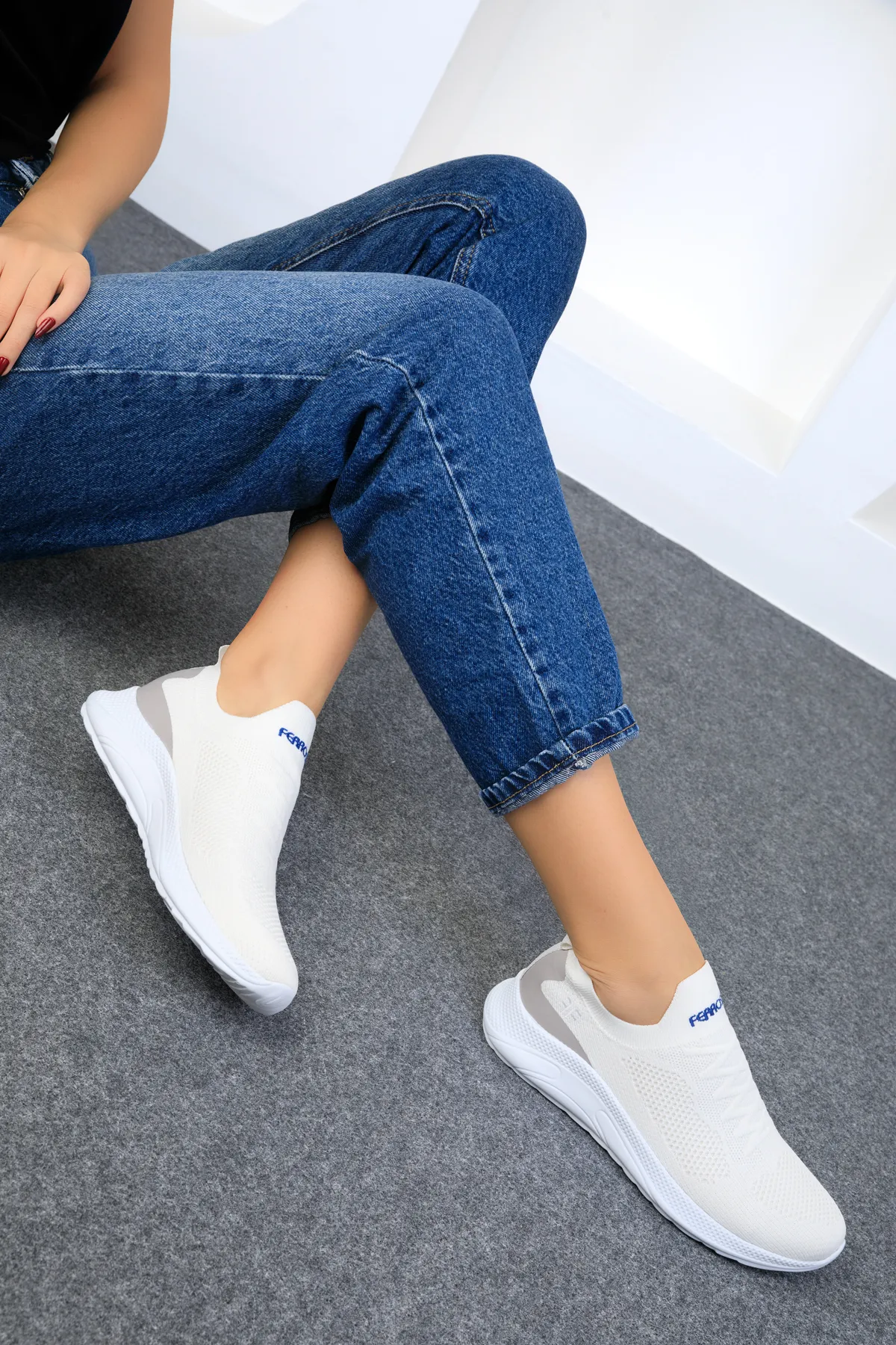 SOHO  Weiße Damen Sneakers 16979