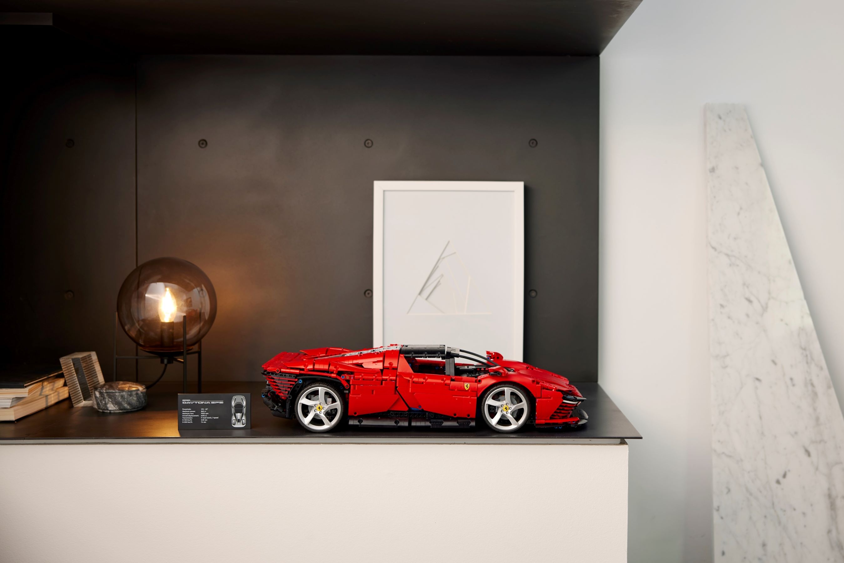 Ferrari Daytona SP3 42143