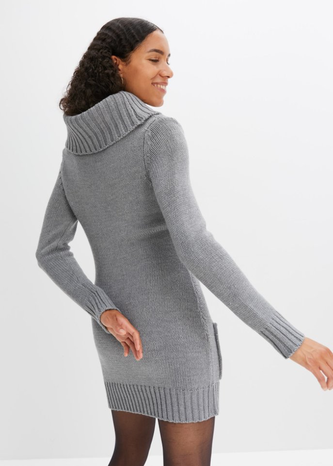 Strickkleid mit Rollkragen und aufgesetzten Taschen