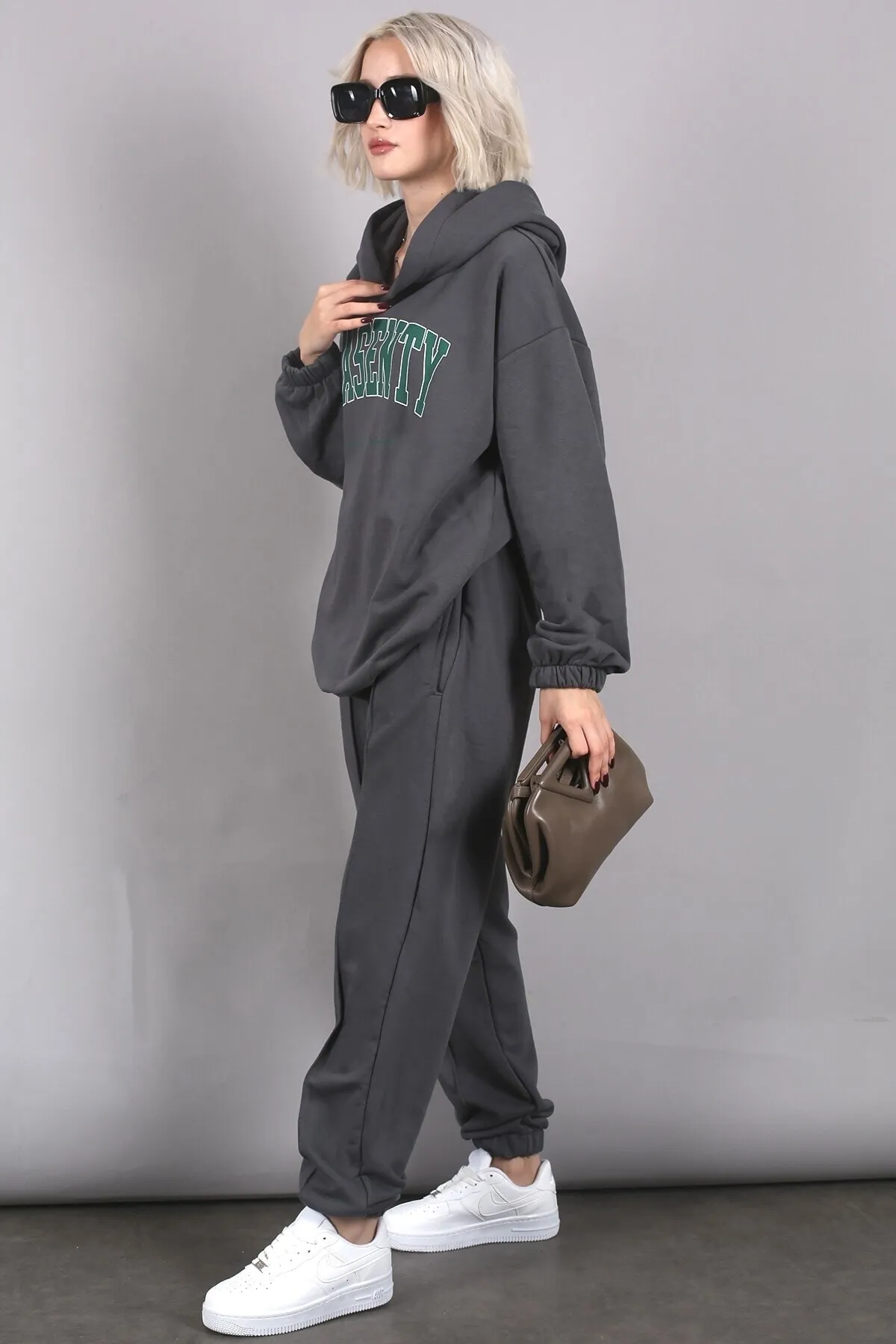 Madmext  Trainingsanzug - Grau - Relaxed Fit