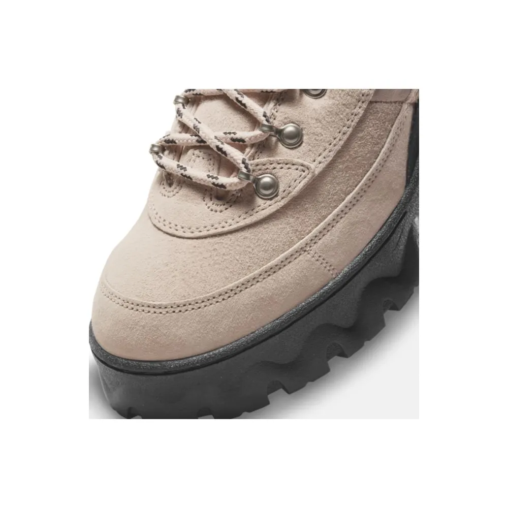 Nike WMNS Lahar Low DB9953-201 / braun