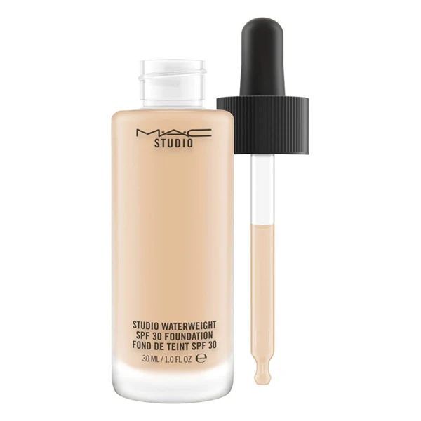 Base de maquillaje líquida Studio Waterweight SPF 30