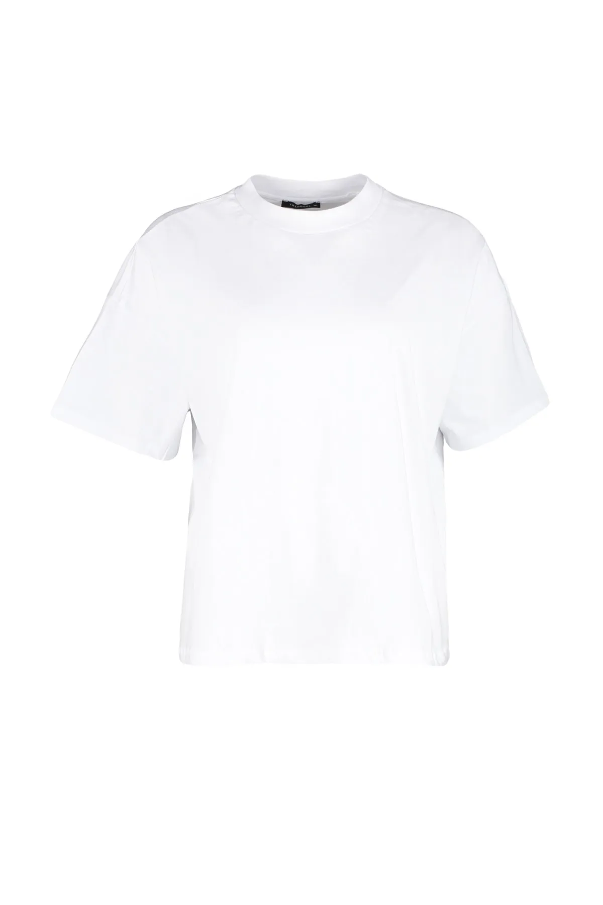 Trendyol Curve  Geripptes, weit geschnittenes Basic-Strick-T-Shirt mit weißem Kragen TBBSS23BF00017