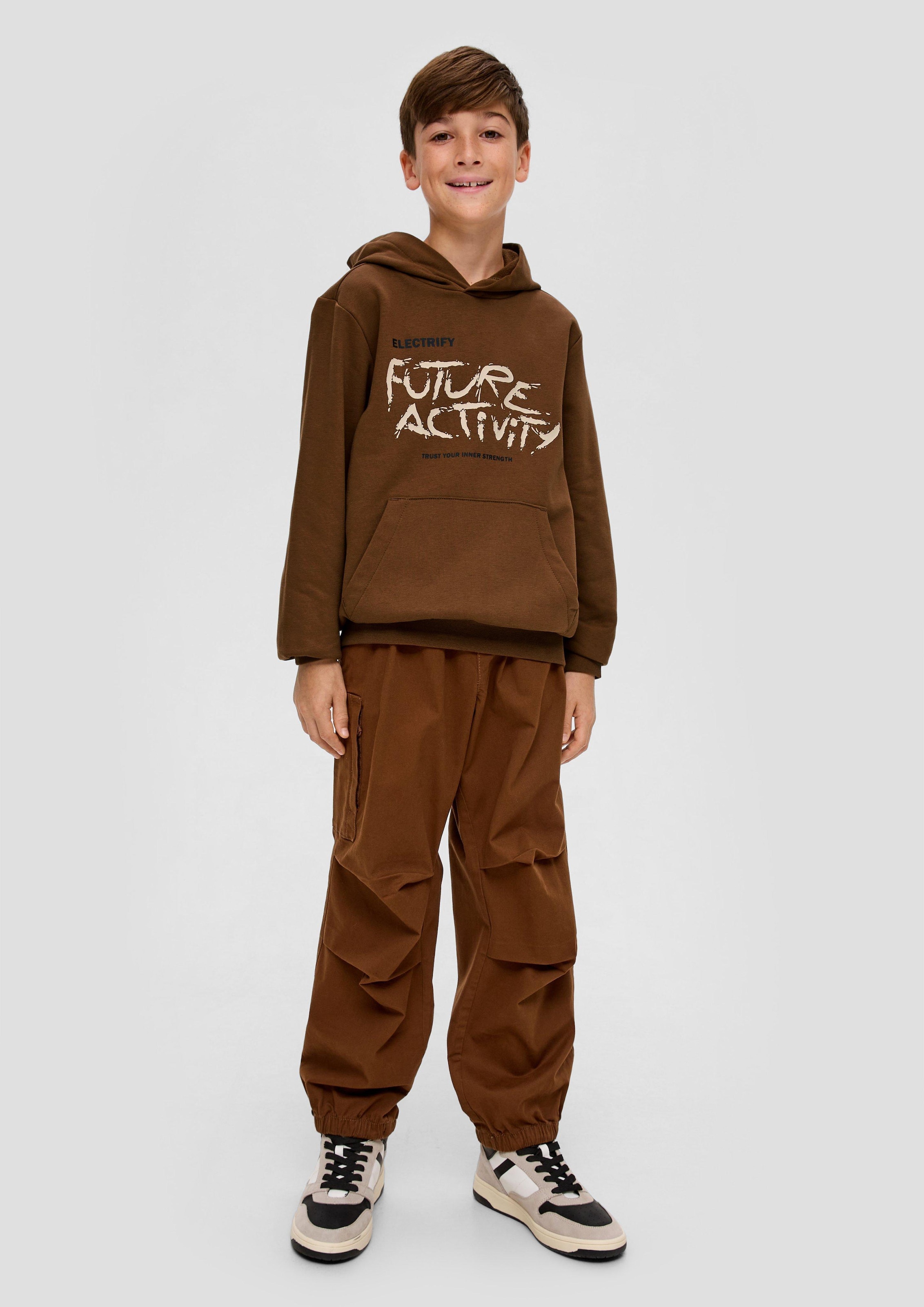 Sweatshirt