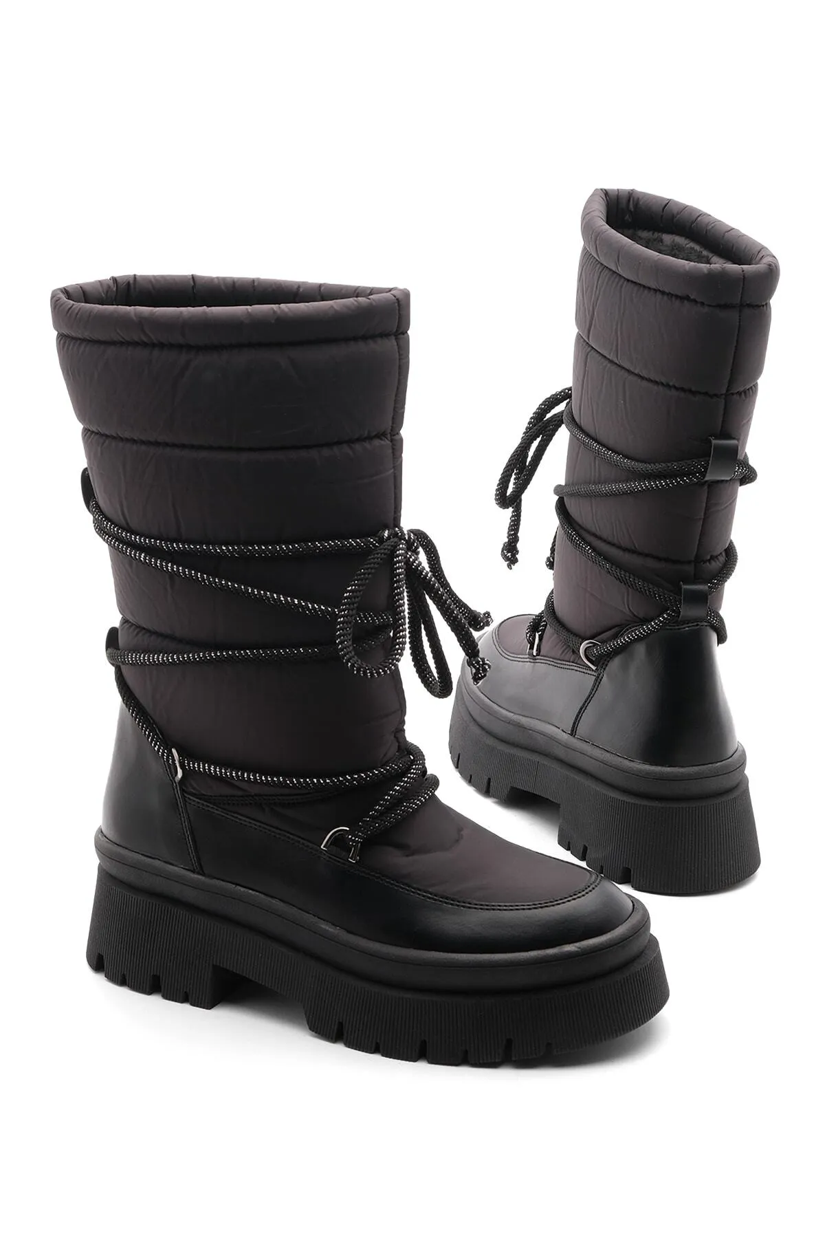 Marjin  Damen-Schneestiefel mit dicker Sohle und Schnürung aus Fell an der Innenseite von Armen schwarz