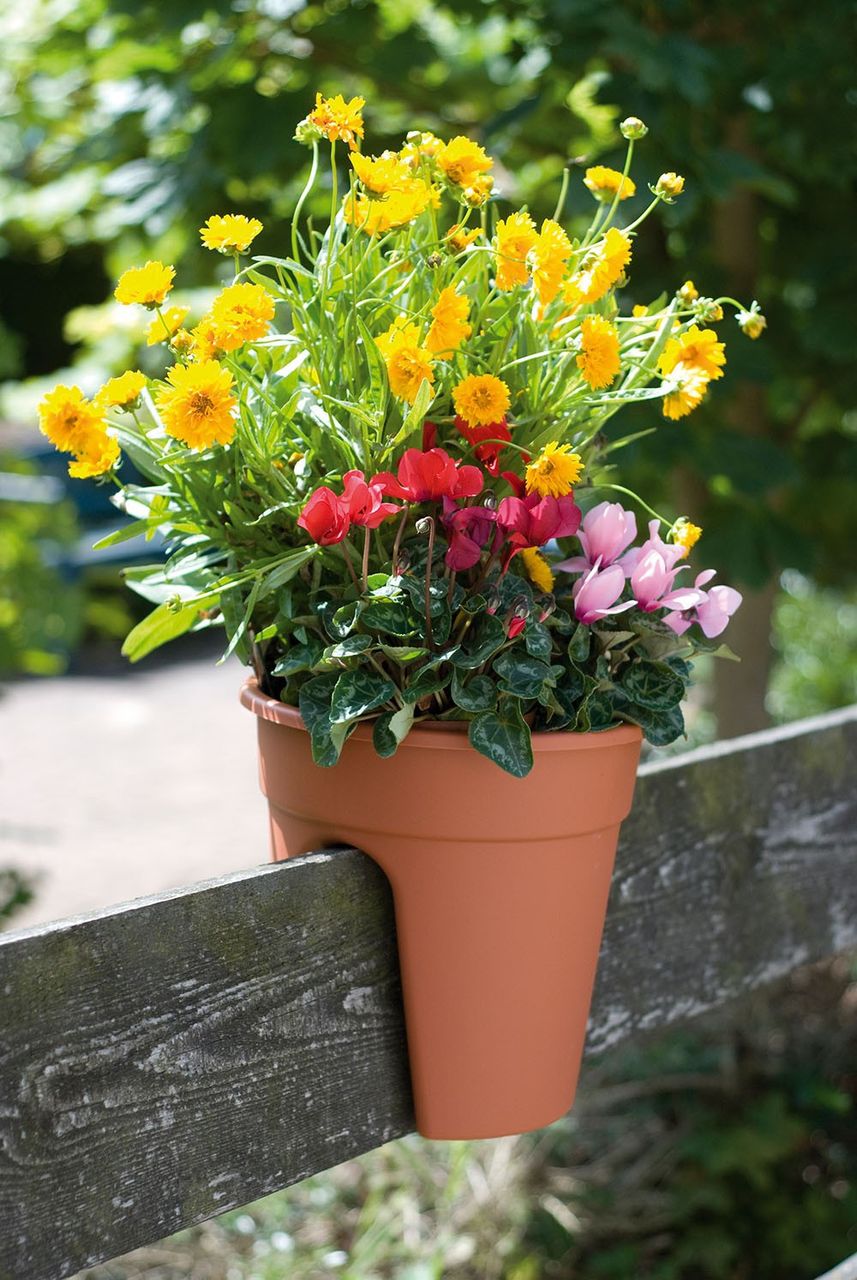 KHW KHW Geländerblumentopf Flowerclip, 3er Set, terra