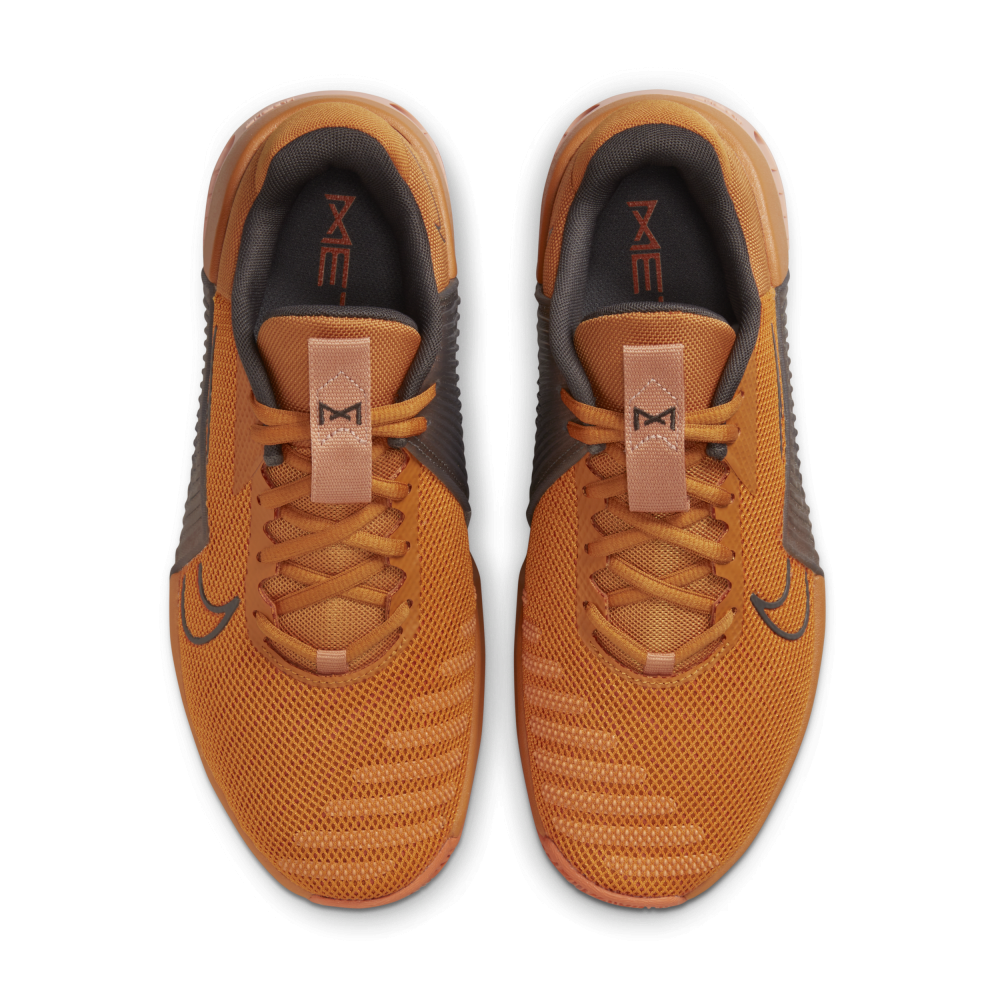 Nike Metcon 9 DZ2617-800 / orange